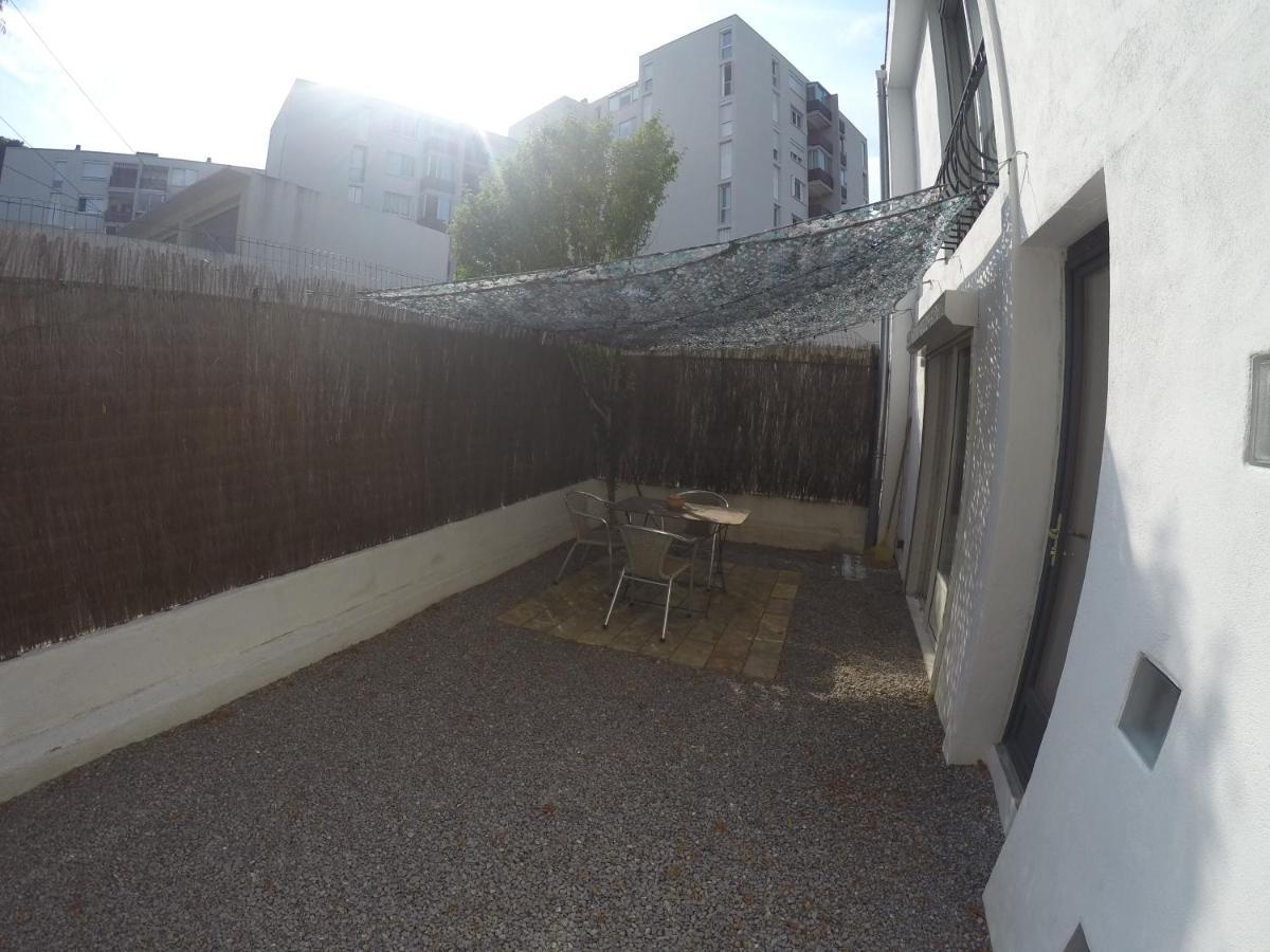 Grand Studio De 38M2 Et Cour Independante De 25M2 Dont Wifi Et Netflix Διαμέρισμα Μονπελιέ Εξωτερικό φωτογραφία